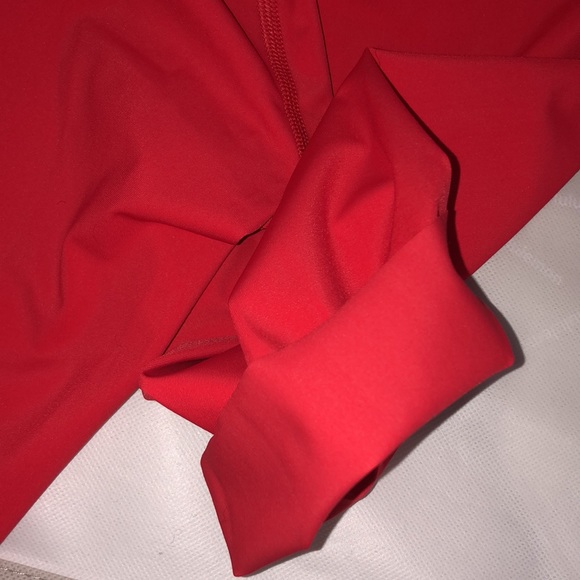 lululemon (2) Train to Beach High-Rise Swim Short 10" - Picture 12 of 16